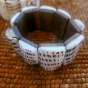 Handmade tiger shell bracelets